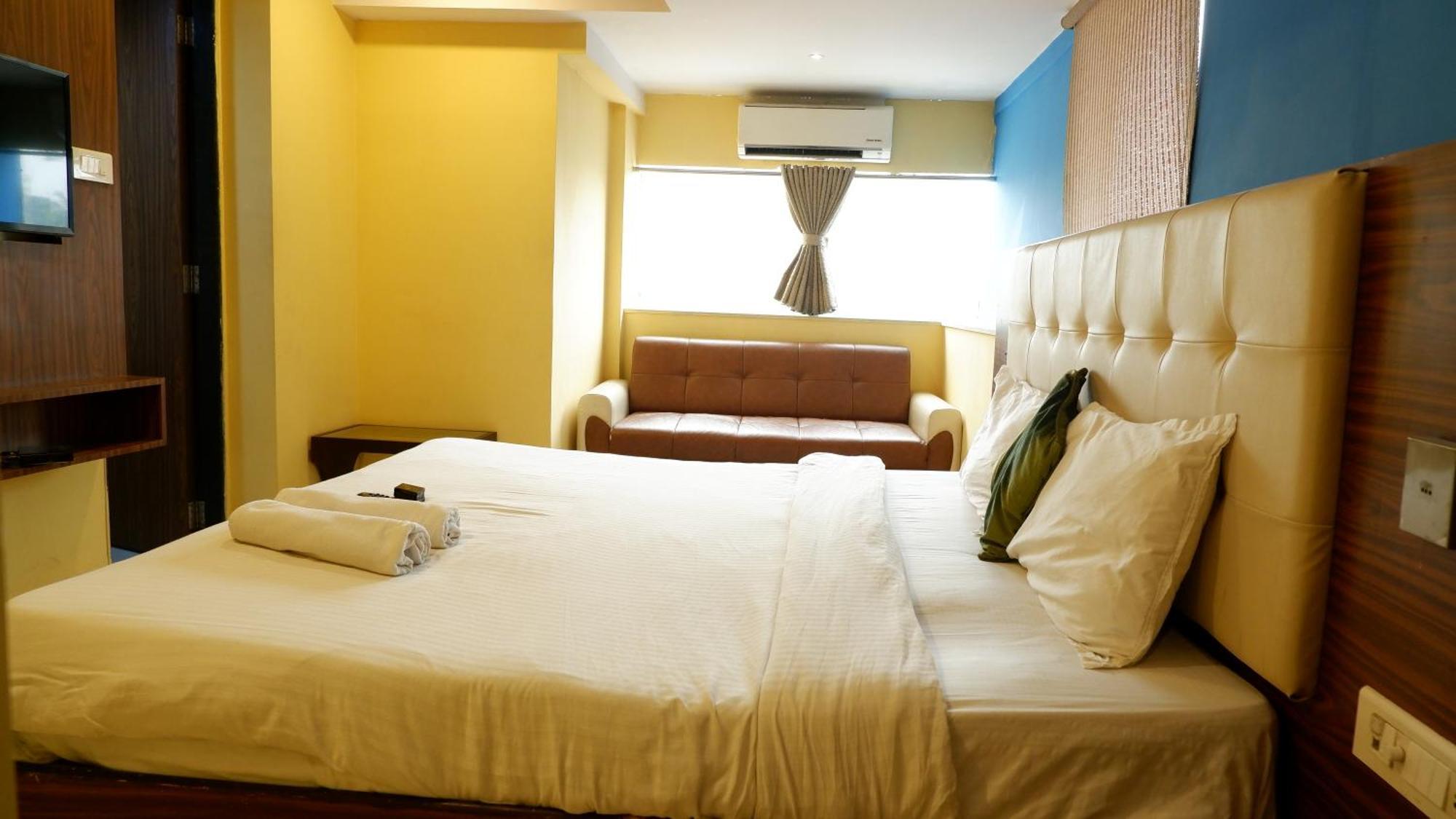 Hotel Artusinn Midc Andheri East Bombaim Exterior foto